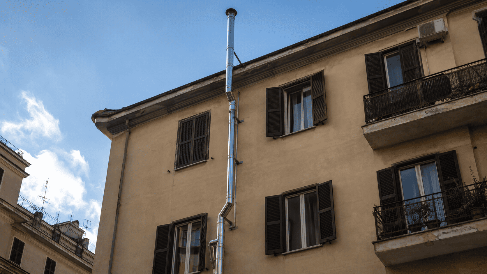 canna fumaria condominio facciata assemblea (1)